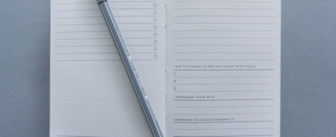 Effective Goal Setting for Academic Success: Short-Term and Long-Term Strategies